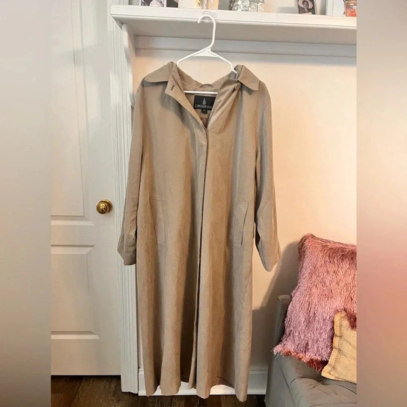 London Fog Trench Coat - Picture 1 of 15